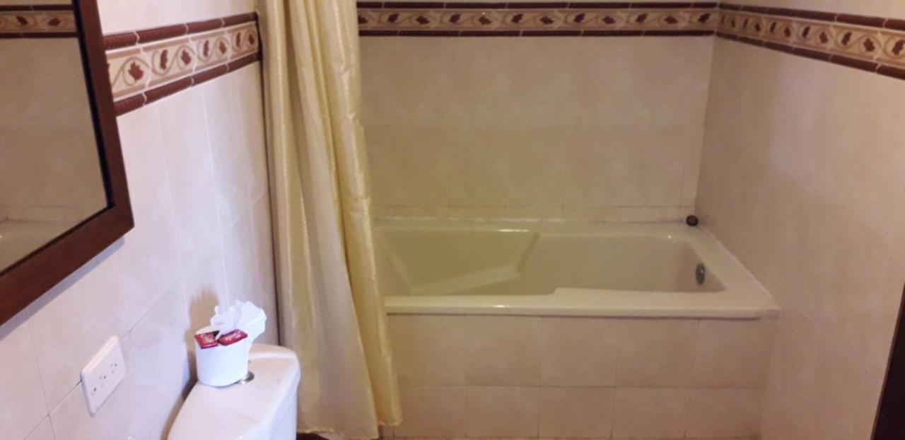 Hotel D' Oscar 칼리 외부 사진